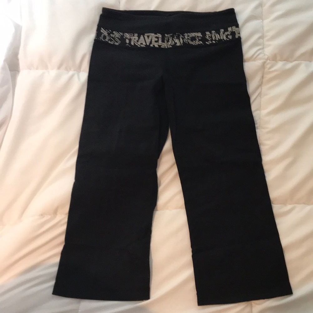 Lululemon Cropped Yoga Pants
